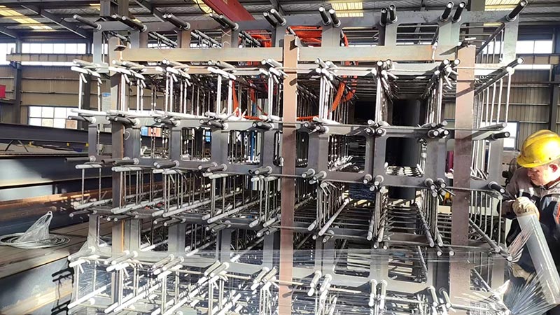 A Qingdao Liweiyuan nagy szilárdságú horgonycsavarokat szállít az NZ csirkefarm számára